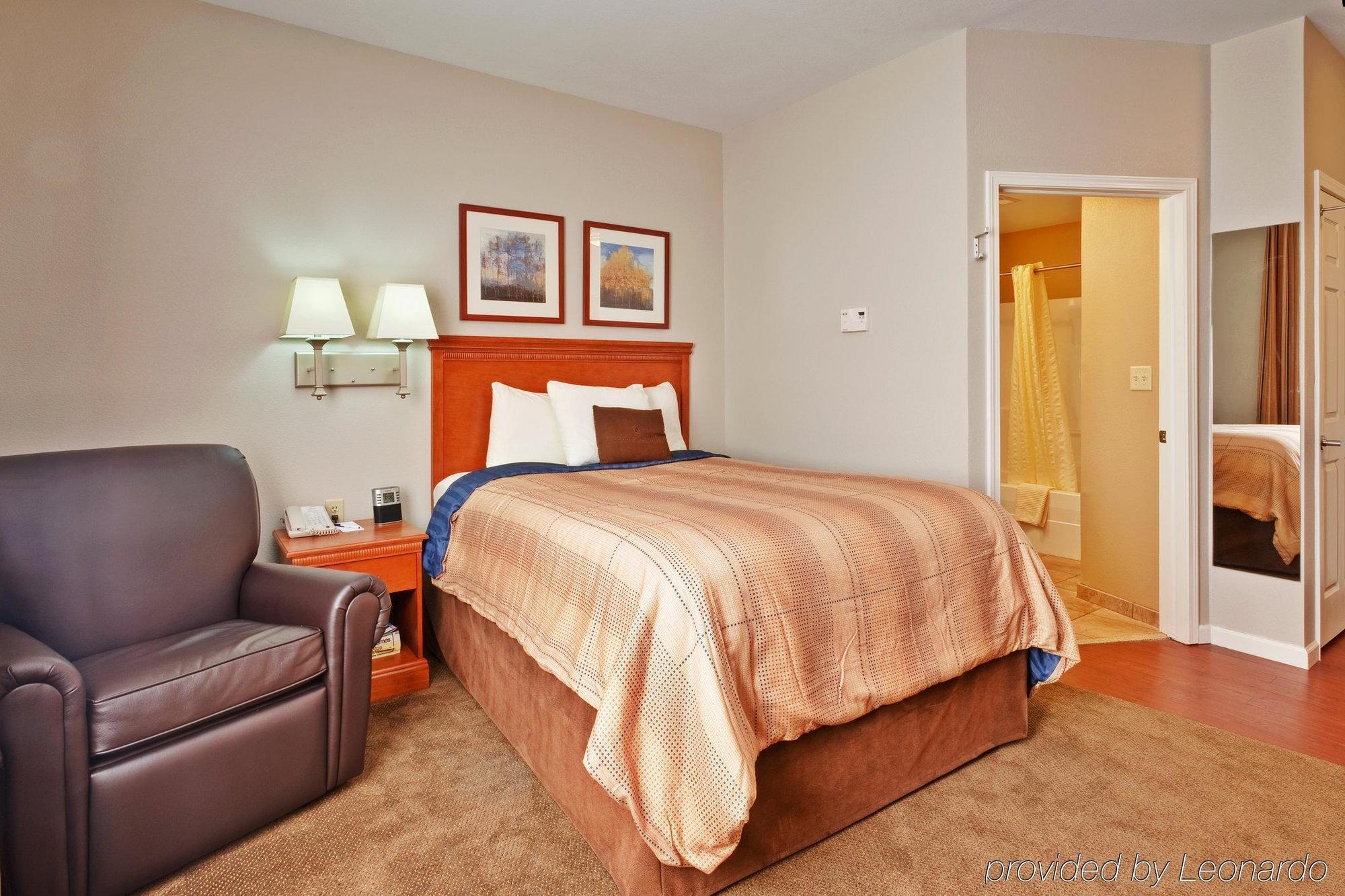 Candlewood Suites Buffalo Amherst, An Ihg Hotel Room photo